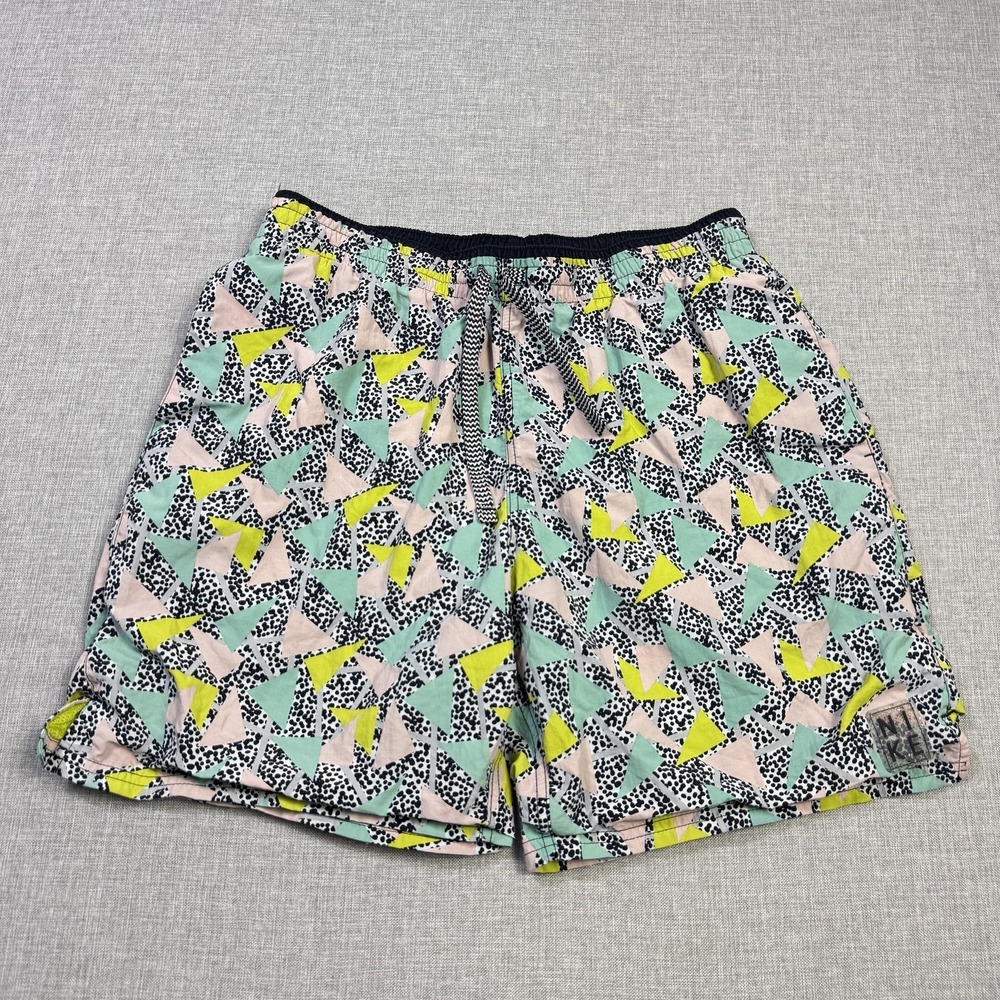 Nike Geometric Swim Trunks Men's Medium Multicolor Lined 6" Inseam Elastic Waist